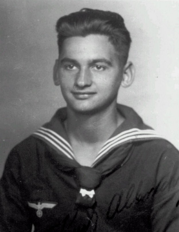Kurt Albrecht als 17jähriger Matrose bei der Kriegsmarine (Foto: privat)